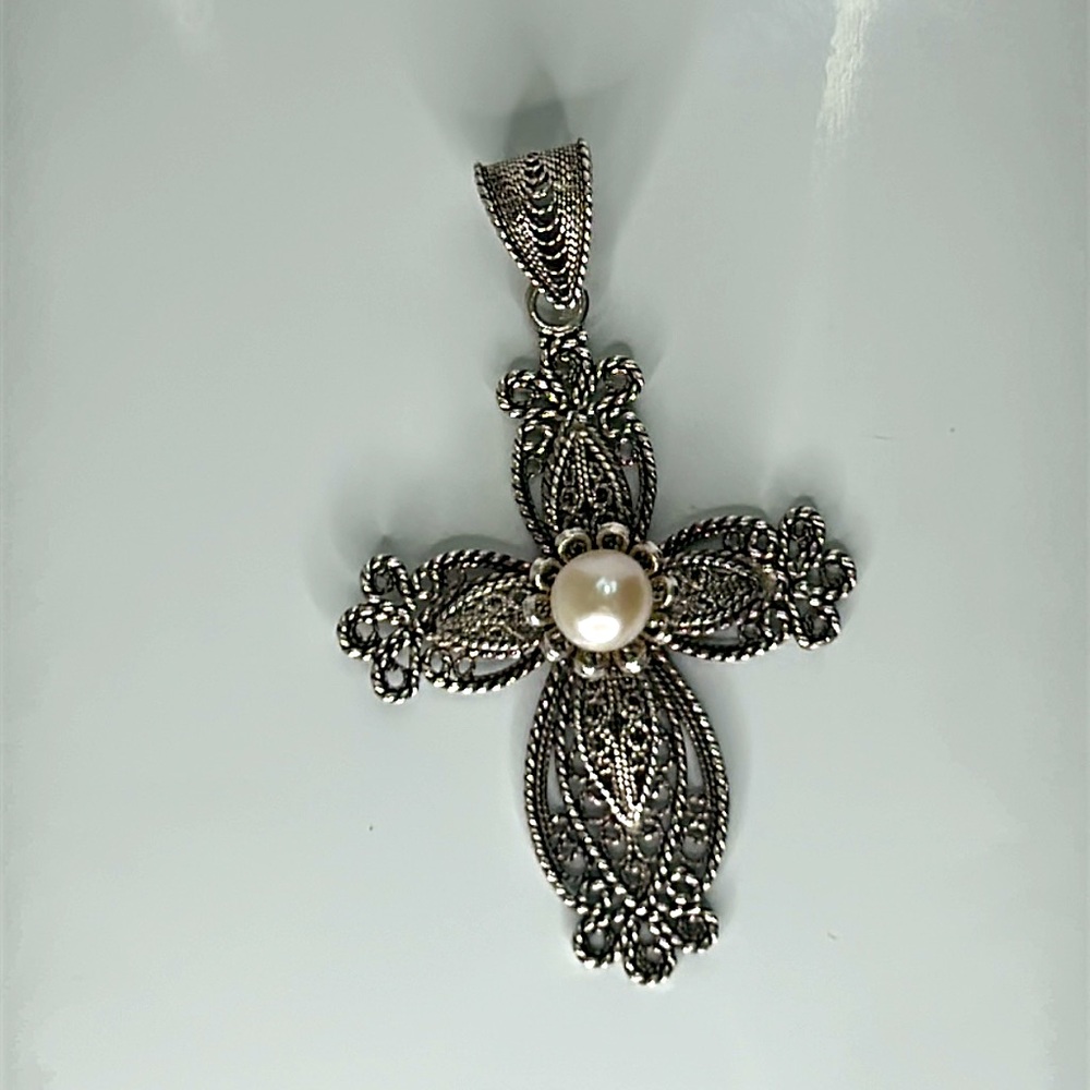 NWOT Ottoman Sterling Silver & Cultured Pearl Cross Pendant Necklace Spiritual
